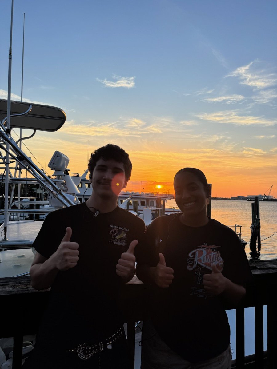 RustysInThePort's tweet photo. Tonight's sunset pics courtesy of Madison... at Rusty's at the Port!! 😎👍🌅🚢🌴🍹#sunsethour #sunsets #nightshift #portlife #decklife #rustysseafood #portcanaveral https://t.co/fCSQchu2fY
