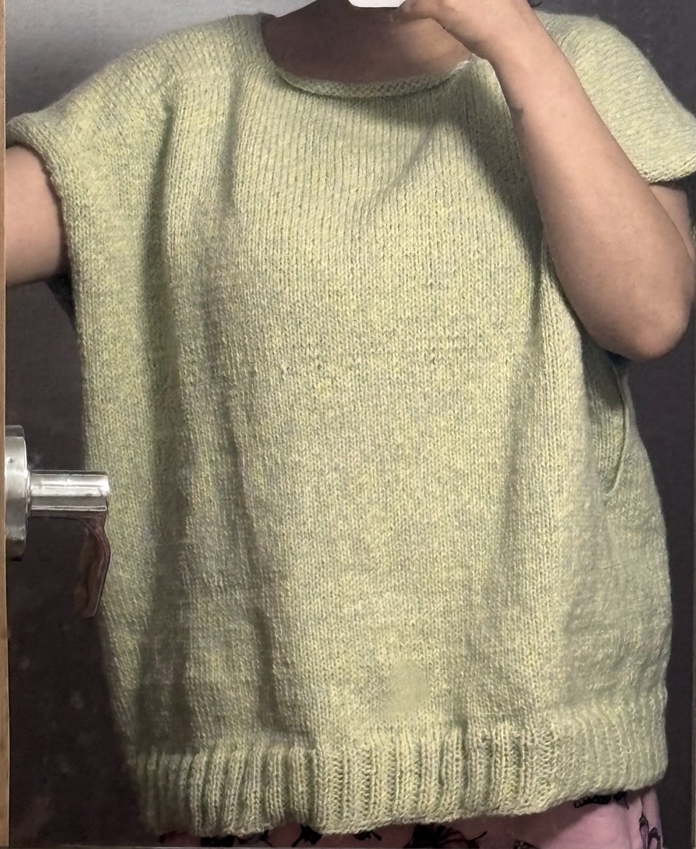 몸통까지 완
소매 목 미완