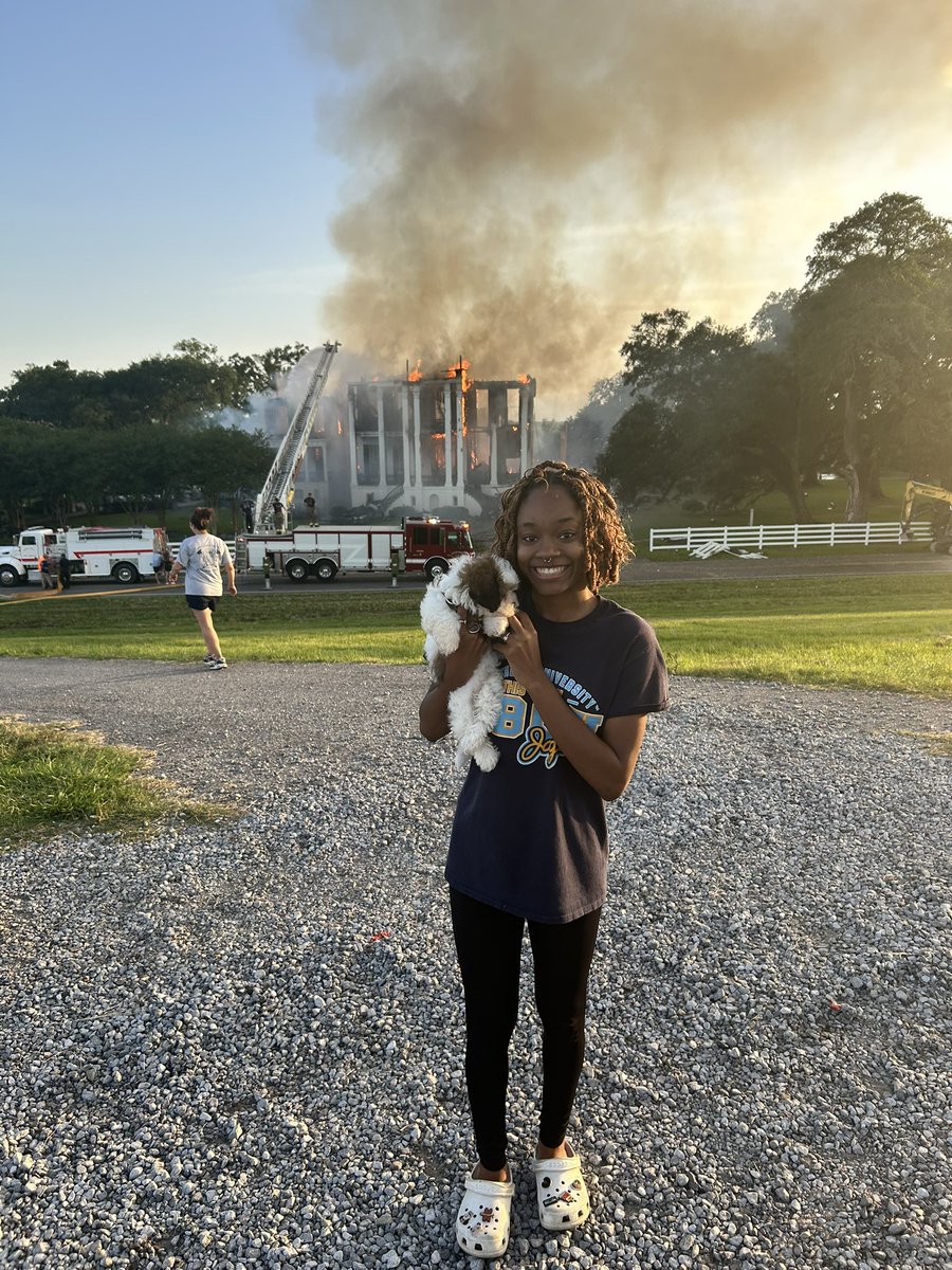 skye 🐩 (@skyedyasia) on Twitter photo 