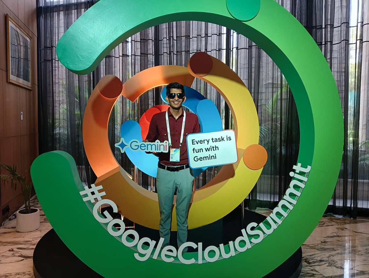 SrVikramSinghV's tweet photo. Inspired & Energized by the Google Cloud India Summit 2025! 💡☁️
#GoogleCloudIndiaSummit #GoogleCloudSummit #GoogleCloud #GenAI #AI #DeveloperCommunity #Innovation #FutureOfTech #Gemini #VertexAI #Firebase #GoogleWorkspace #CloudShell #GoogleAIStudio #Learning #Networking #Delhi https://t.co/fdqOMuwzjX