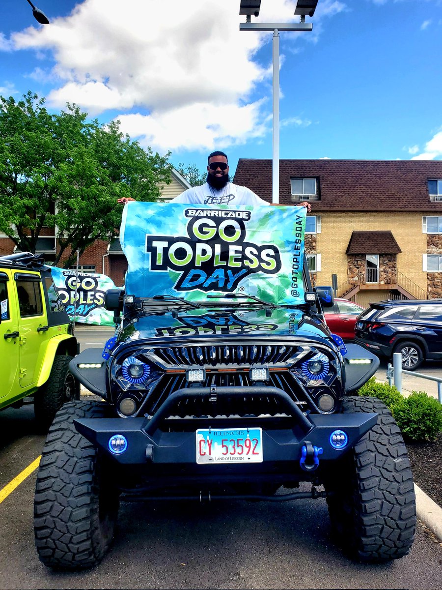 Jeep_Jose11's tweet photo. Took Part In The Topless Shenanigans Today
#SevenSlotBattalion #MidwestJeepAlliance #VamonosJeepKrew #IllinoisJeep #ToplessDay https://t.co/KARhAGuG0s