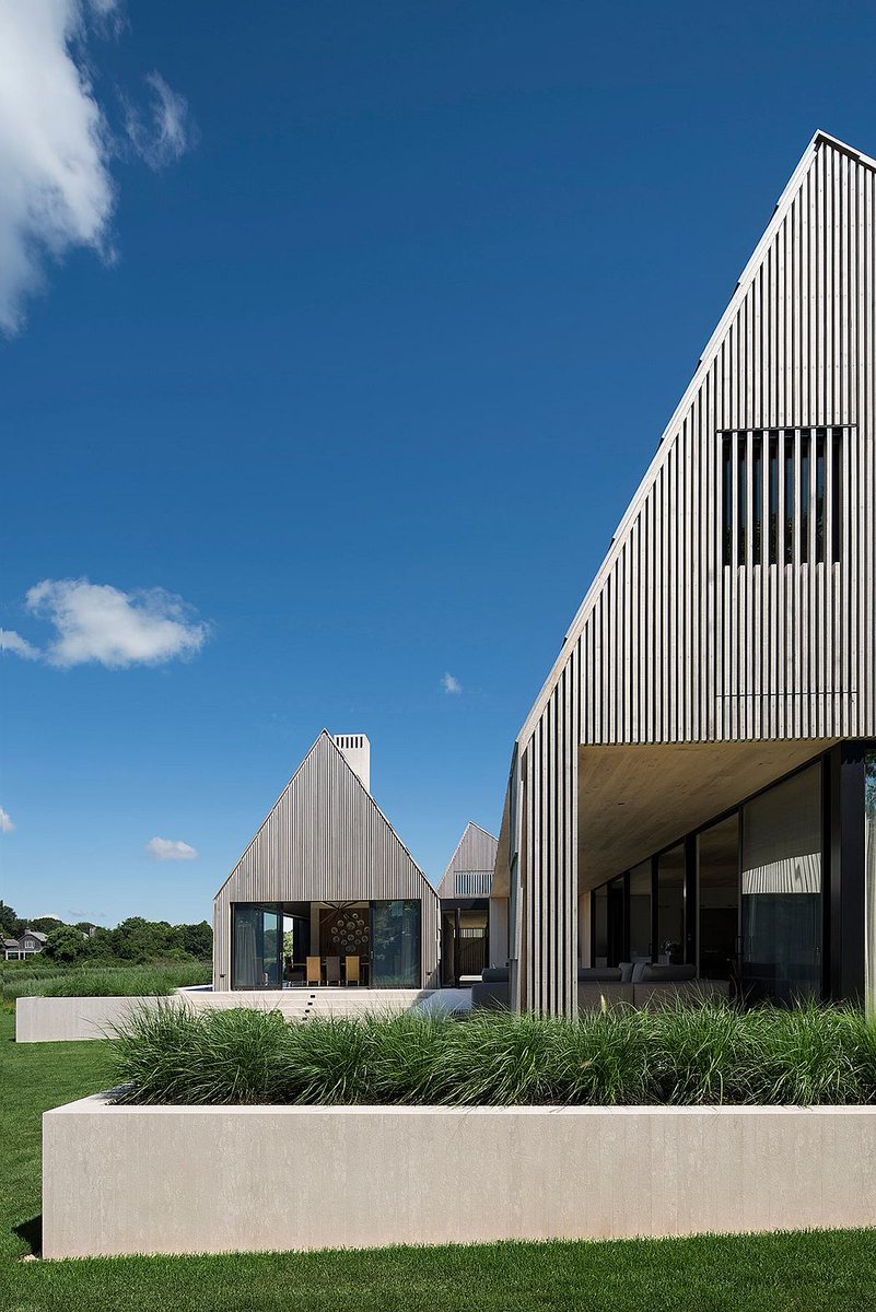 HomeAdore's tweet photo. Georgica Cove by Bates Masi + Architects 

https://t.co/Wl8nZYNeo6 https://t.co/7ZOZNCVAJh
