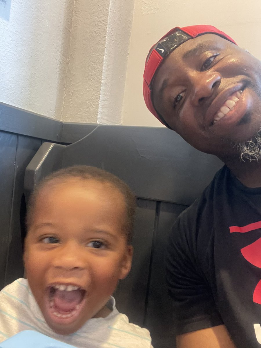 LocalLegend8's tweet image. #Namesake#birthday.