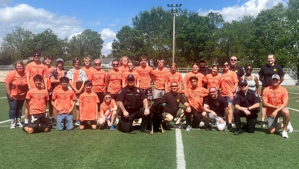 HurricaneTrack tweet media