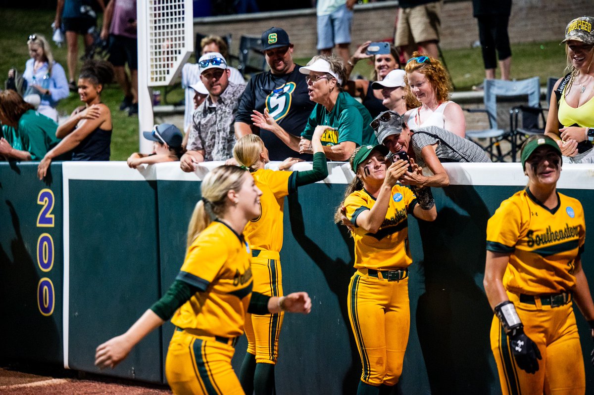 Southeastern Softball tweet media