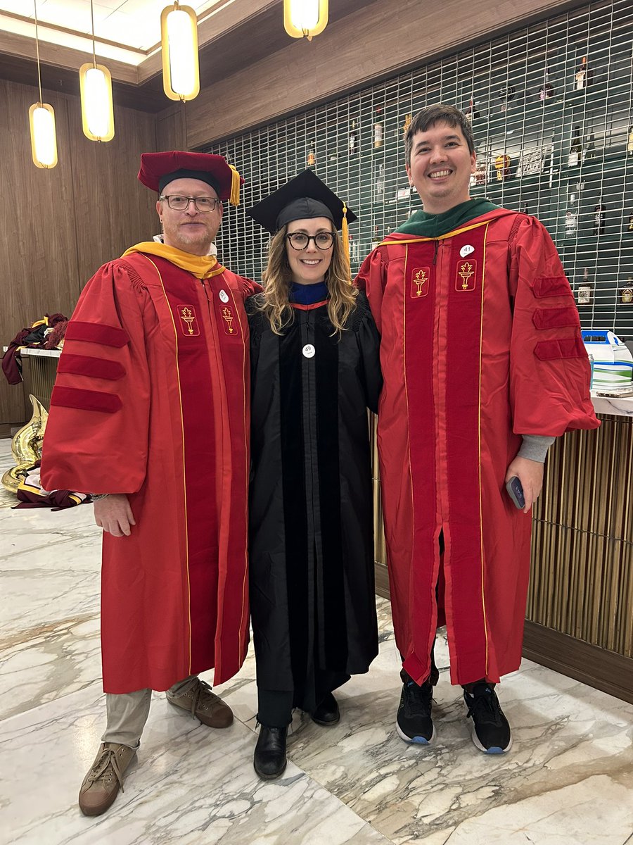 uscpphs's tweet photo. We π«Ά our incredible faculty!
#KSOMGrad #classof2025 https://t.co/GigH1sCXqI