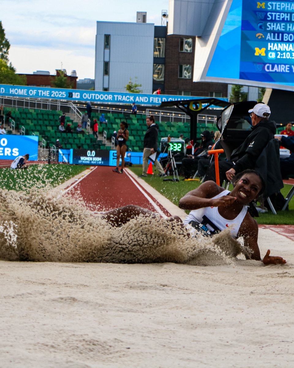 Illinois Track & Field and Cross Country (@illinitrackxc) on Twitter photo BACK-2-BACK BIG TEN CHAMPION TACORIA HUMPHREY 🏆
<a href="/tacoriaaaa1/">tacoriaaaa👸🏿</a> won her second-consecutive Big Ten Outdoor long jump title with her meet record 6.59m (21-7 1/2) leap today.
She completes the season sweep as well after she won the indoor title in March.
#WhyNotILL BACK-2-BACK BIG TEN CHAMPION TACORIA HUMPHREY 🏆
<a href="/tacoriaaaa1/">tacoriaaaa👸🏿</a> won her second-consecutive Big Ten Outdoor long jump title with her meet record 6.59m (21-7 1/2) leap today.
She completes the season sweep as well after she won the indoor title in March.
#WhyNotILL