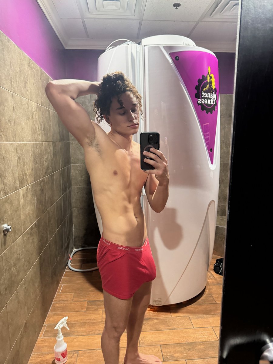 came for a workout… left hard asf  😮‍💨