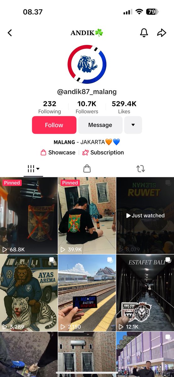 Super_ElangJawa's tweet photo. PSS fans sedang mengevaluasi semenjak kapasitas terbatas dr match vs Dewa, PSM banyak suporter tanpa tiket babak kedua, skrng vs Persija, jumlahnya ditambah anak Jakarta yg dtng yg tanpa tiket, blm lagi nanti mudah disusupi provokator, stadion over kapasitas yg disalahin siapa? https://t.co/mOq2Q2HCl1