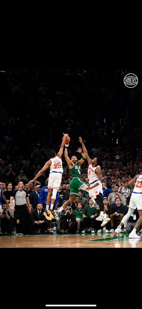 Capital_Veee's tweet photo. @TheDunkCentral @Fullcourtpass With Tatum! https://t.co/BICypSCJv1