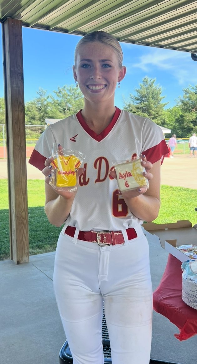 MHS Softball (@reddevilsoftbal) on Twitter photo 