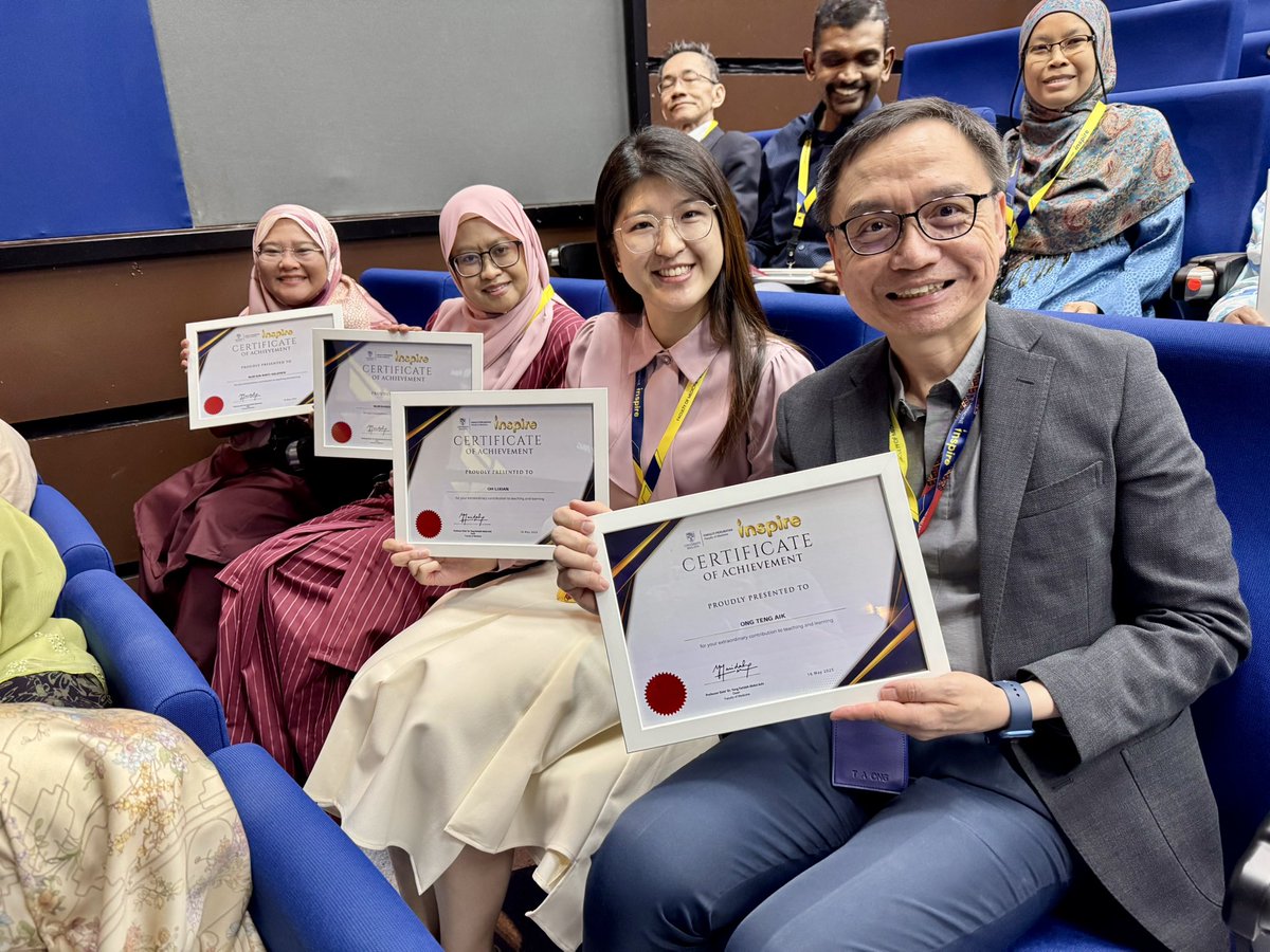 Ong TA (@teng_ong) on Twitter photo Teachers Day award for teachers! 😊 TQ to Faculty of Medicine, Universiti Malaya & all the students. I’ve learned MORE from my students than they have from me. 😅 <a href="/medicineumalaya/">Faculty of Medicine, Universiti Malaya</a> <a href="/UniversitiMalay/">Universiti Malaya</a> Teachers Day award for teachers! 😊 TQ to Faculty of Medicine, Universiti Malaya & all the students. I’ve learned MORE from my students than they have from me. 😅 <a href="/medicineumalaya/">Faculty of Medicine, Universiti Malaya</a> <a href="/UniversitiMalay/">Universiti Malaya</a>
