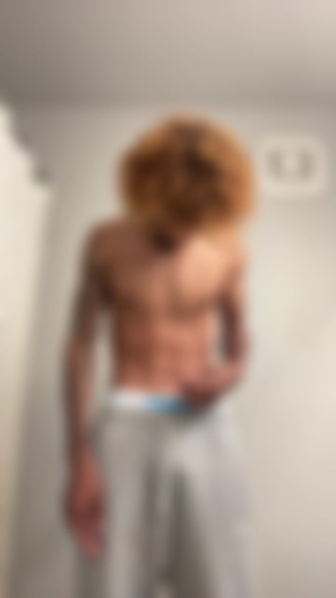 Monty is live now! onlyfans.com/monty_tc/live?…