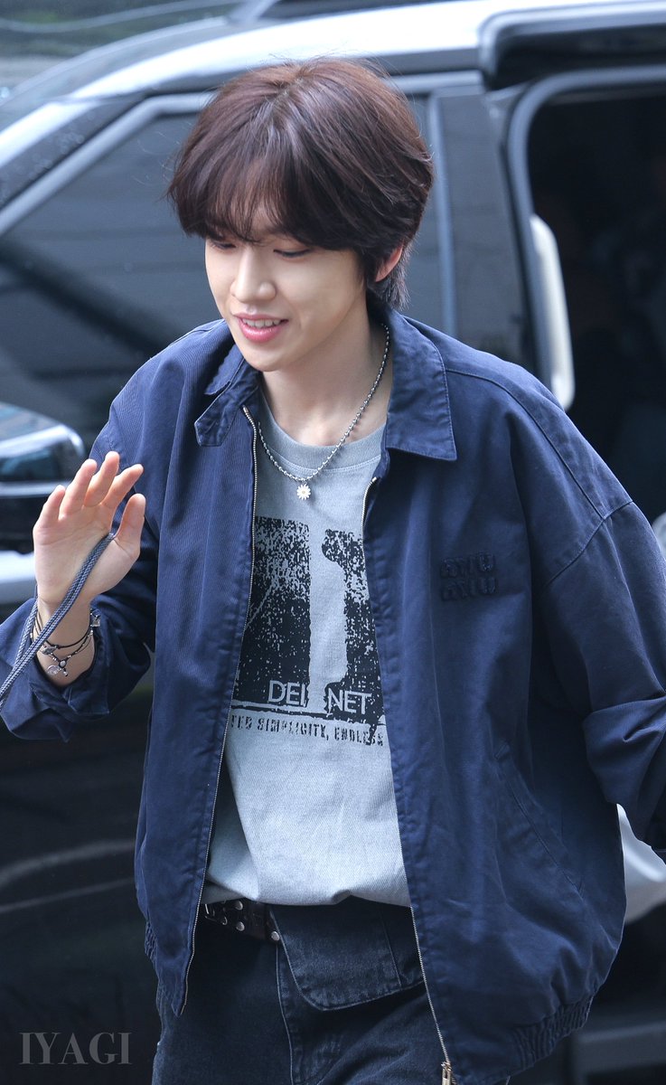250516 뮤직뱅크 출근

잘생김 폭발 🫧✨🌬️ hq. 

#김민재 #아이딧 #뉴키즈 #KIMMINJAE #IDID #NEWKIDS #MINJAE