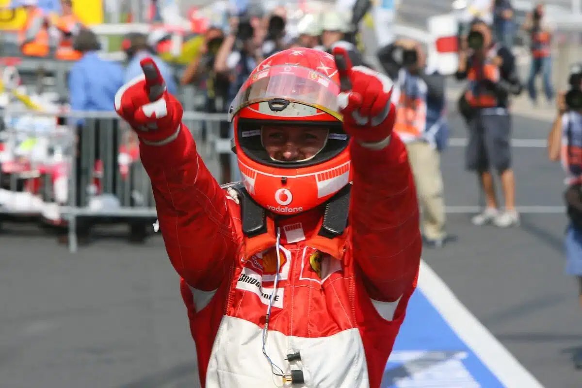 schumacher's tweet photo. Imola 2006. Last time that @ScuderiaFerrari celebrated a @F1 victory there. For Michael, it was his 7th win at this beautiful track.
#KeepFightingMichael #MSC #TeamMSC #TeamMichael
📸 AFP https://t.co/O6PUJ3D6gp