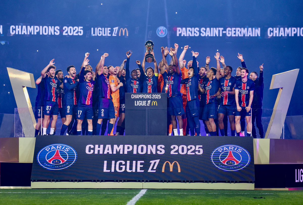 Paris est magique ♥️💙