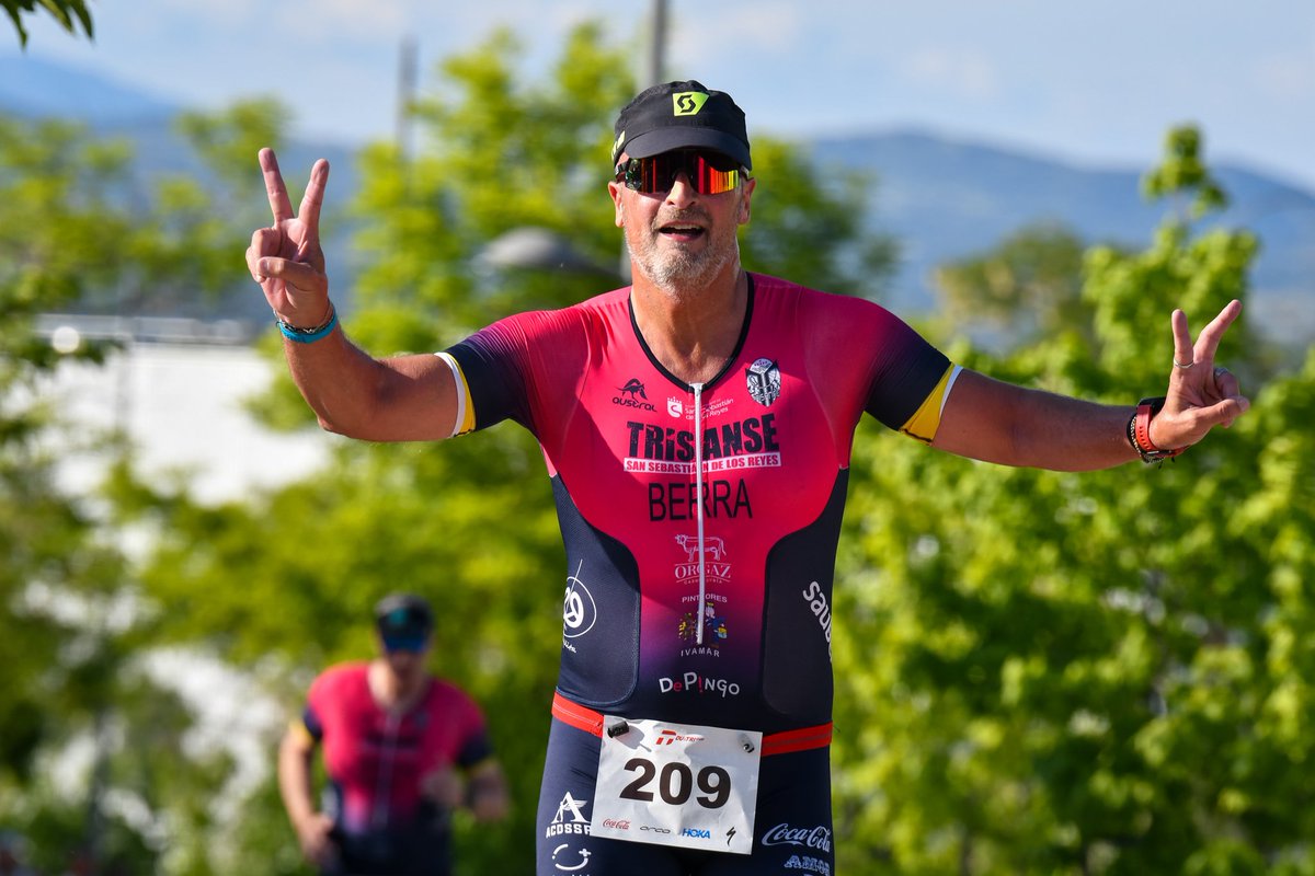 TRIATLÓN TRES CANTOS 2025
📸 🏊🚴🏃‍♂️

Todas tus fotos:
@barrel.cloud

#frutocfotos #triathlon #yourbarrel #barrel #3cantos #triatlonmadrid #fotosdeportivas #photosport #ciclismo #madrid #frutoctwitter #triatlon #triatlonsprint #federacionmadrileñatriatlon #fmt