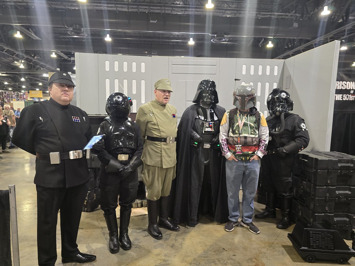 Andrew Robinson tweet media