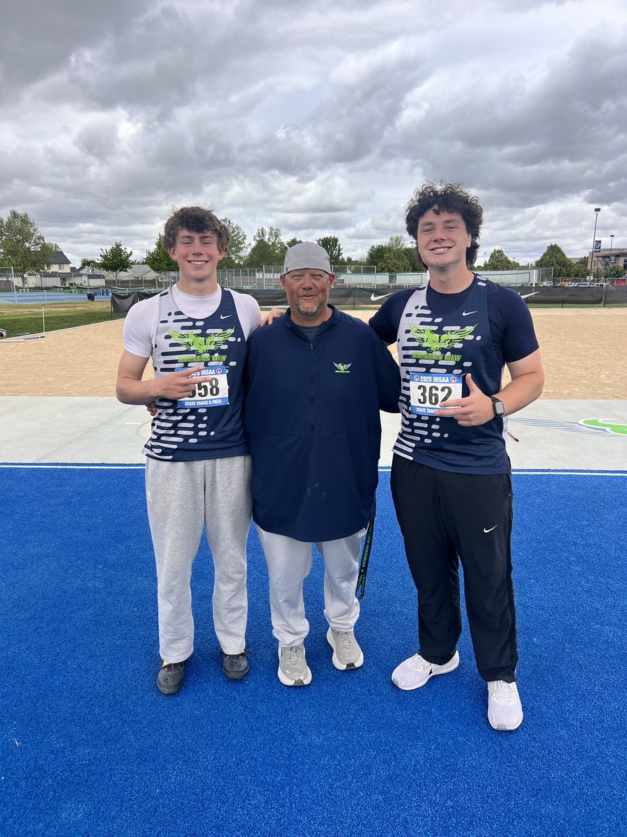 Thank you GOD!! Amazing state meet, Finished 7th and top underclassmen in 6a! New pr of 48’5”. 
<a href="/M1ke_Jones/">Mike Jones</a> <a href="/OTFathlete/">OFFTHEFIELD.COM</a> <a href="/Coach_JacksonD/">Donnell Jackson</a>