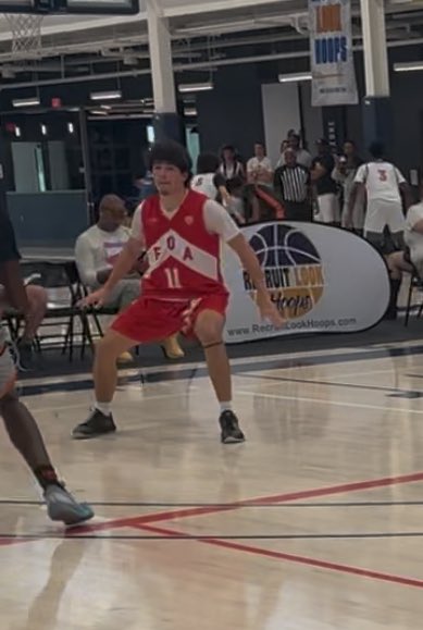 RecruitLook Hoops Kansas (@rl_hoopsks) on Twitter photo FOA Guard <a href="/hooper_jq/">joaquin galindo</a>
➡️Big Shot Maker, Big Shot Taker
➡️Helps create energy and spacing on the floor with his game
➡️Super competitive on the defensive end and on the glass
➡️Got game to him putting the ball on the deck FOA Guard <a href="/hooper_jq/">joaquin galindo</a>
➡️Big Shot Maker, Big Shot Taker
➡️Helps create energy and spacing on the floor with his game
➡️Super competitive on the defensive end and on the glass
➡️Got game to him putting the ball on the deck