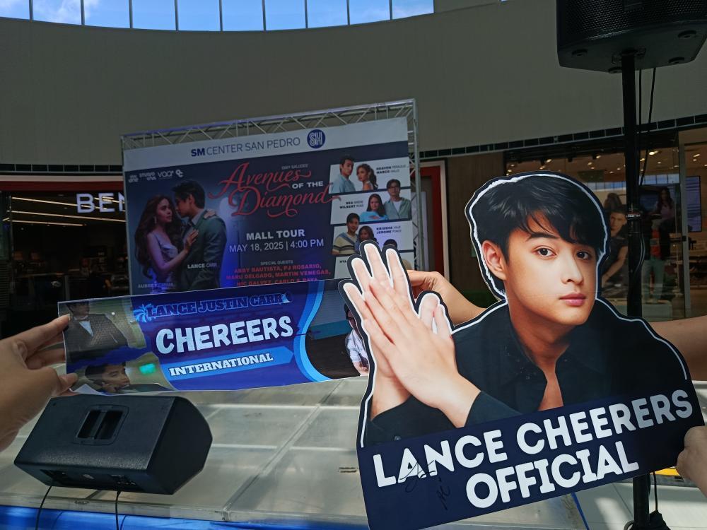 LCheerers_INT's tweet photo. We are here at SM center San Pedro Laguna! See you later!💙

#LanceCarr #Cheerers https://t.co/d65tRlo0aU