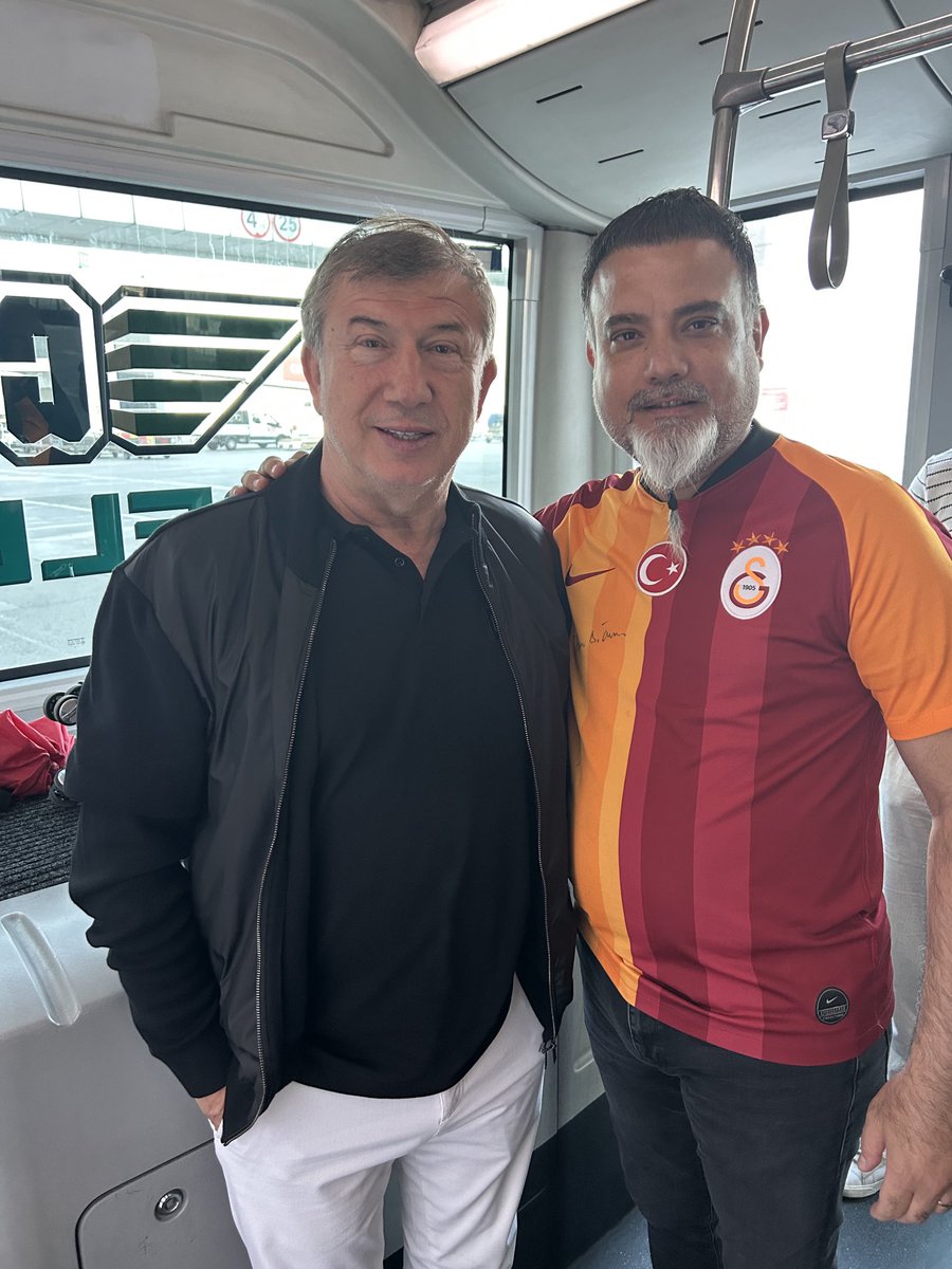 Kral ile Antalya’dan aynı uçakla Şampiyonluk maçına…