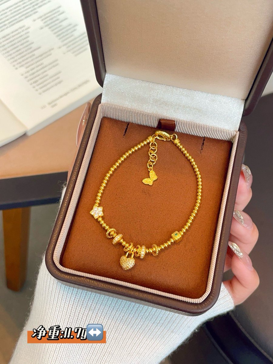 fishhappybyself's tweet image. 情人节特推款💗
5G足金爱心手链💕

 #黄金 #手链 #黄金手链