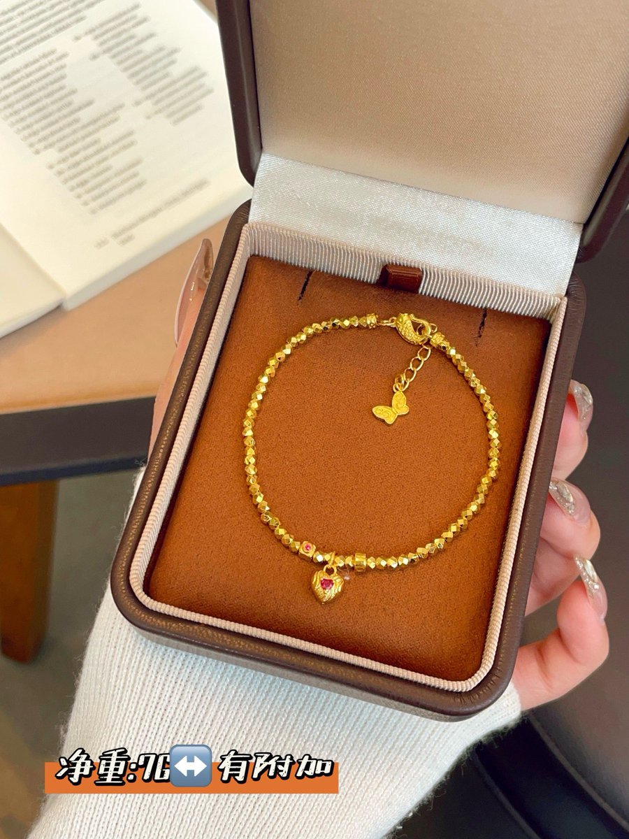 fishhappybyself's tweet image. 情人节特推款💗
5G足金爱心手链💕

 #黄金 #手链 #黄金手链