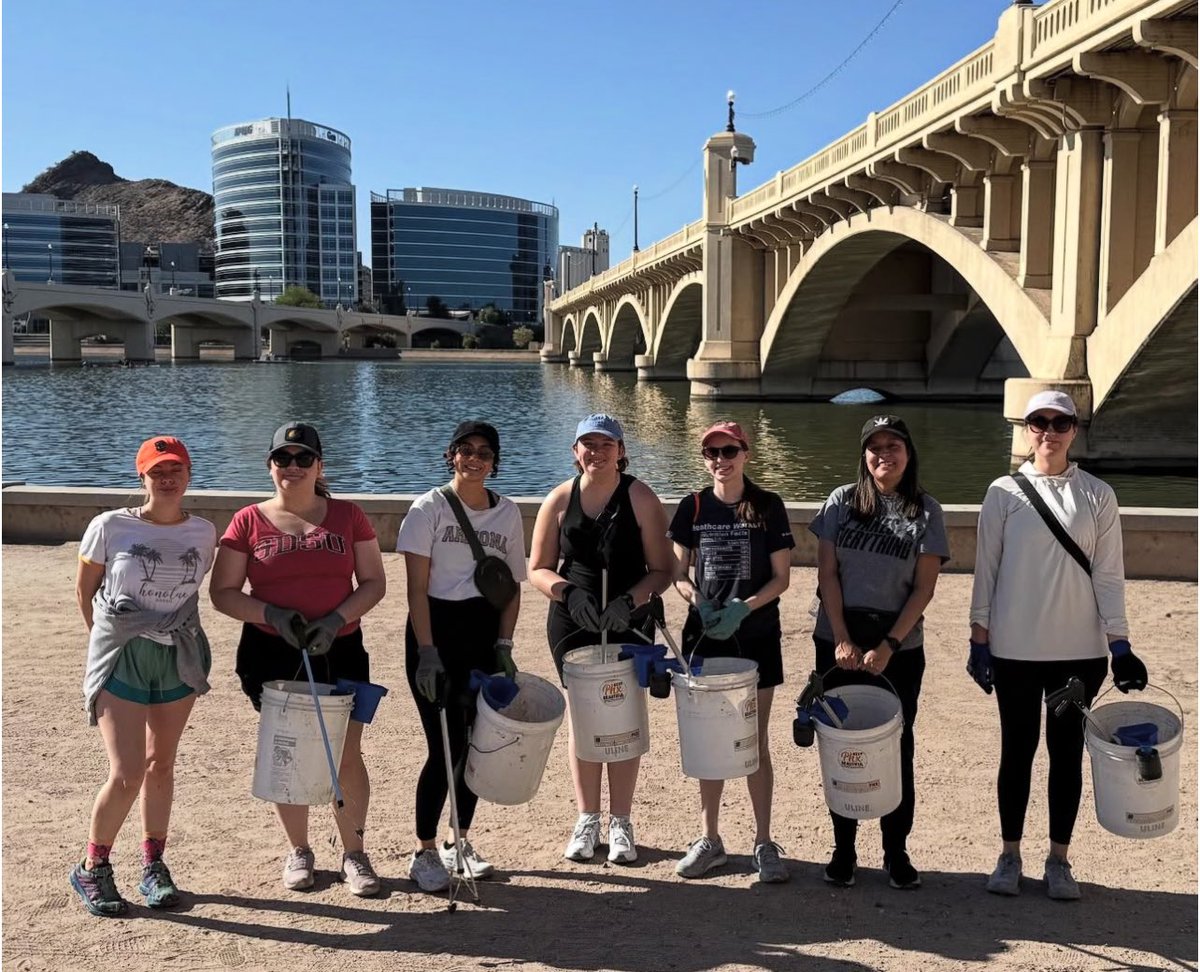 keeptempebtfl's tweet image. 🚲 Celebrating National Bike Month with a Tempe Town Lake Cleanup! 🌿

On Saturday, May 17th, Keep Tempe Beautiful hosted our monthly cleanup at Tempe Town Lake in honor of National Bike Month — and it was a ride toward a cleaner, greener Tempe!

💪 Our Impact:
•81 volunteers…