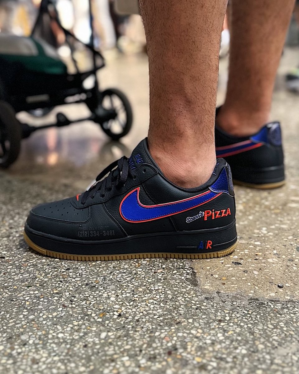 JustFreshKicks tweet media