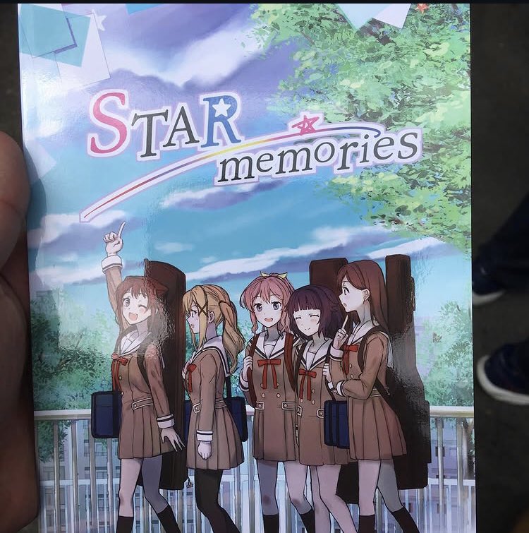 benimaru_2nd's tweet photo. NO GIRL NO CRYめっちゃ懐かしいね。
実はこの現場が初参戦なのです。バンドリ沼への始まりですな。ちなこの頃から巴推しだったね。痛バはまだ無い時代、巴のアクキーをネックレスにしてた時代だし懐かしすぎる。あと二推しで有咲推してたっというね。
#NGNC
#ポピパ
#サイサイ https://t.co/1LJbgQZQTz