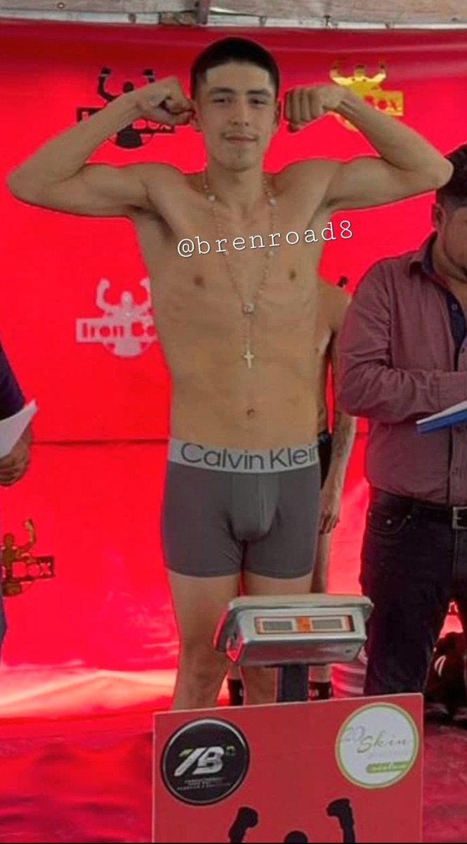 Chacalitos hermosos 🥵🥵 🥵🥵 #chacales 🥵🥵 #machos #bultos #bulge #straight #chacalito #hétero