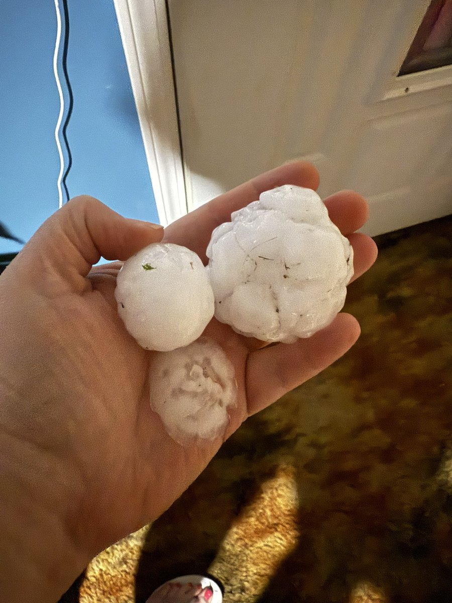 CoachRJimison's tweet photo. Ping pong ball, golf ball, tennis ball and a few baseball sized hail stones on the North side of Cleveland, OK about 11:00 tonight.  @MichaelSeger https://t.co/oLVR0lhmvE