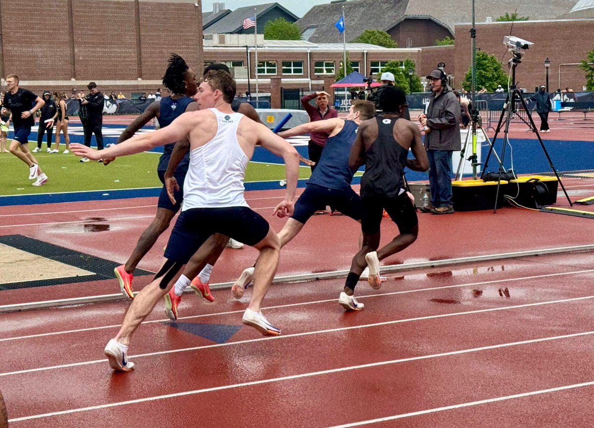 Bcreek_track's tweet photo. Beavercreek alum & Villanova freshman Liam Gluck brought home hardware and earned All-Big East honors in the Men’s 4x400 this weekend! Big-time performance from a rising star!
#CreekSpeed #CreekSprints #AllBigEast #Villanovatrack https://t.co/RFaL5WgXSp