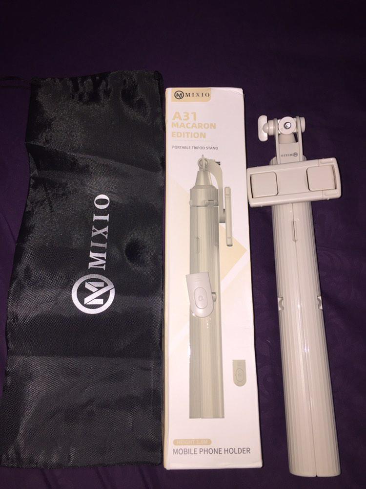 cloudstarcry's tweet image. Nemu tripod bagus banget warna nya lucu2 dapat remote dapat pouch panjang nya bisa sampe 160cm cocok buat yg suka travelling ✨✨

s.shopee.co.id/5pvi3YPzq1