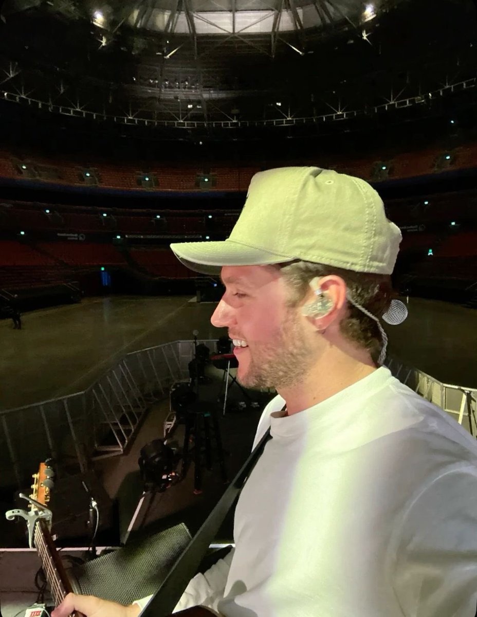niallspicss's tweet photo. https://t.co/kzlJAzdVST