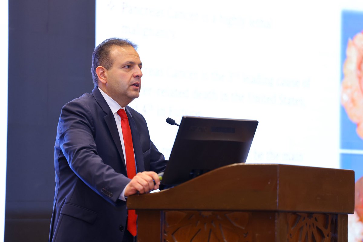 TamerRefaatMD's tweet image. Great to join @lauren_henke &amp;amp; @Dr_AliHosni in the @ASTRO_org endorsed session at @SARO_KSA 2025🇸🇦 — one of the most engaging sessions! I spoke on RT in pancreatic cancer &amp;amp; shared exciting Phase I/II trials at @LoyolaHealth Grateful to ASTRO &amp;amp; SARO for this global platform.
