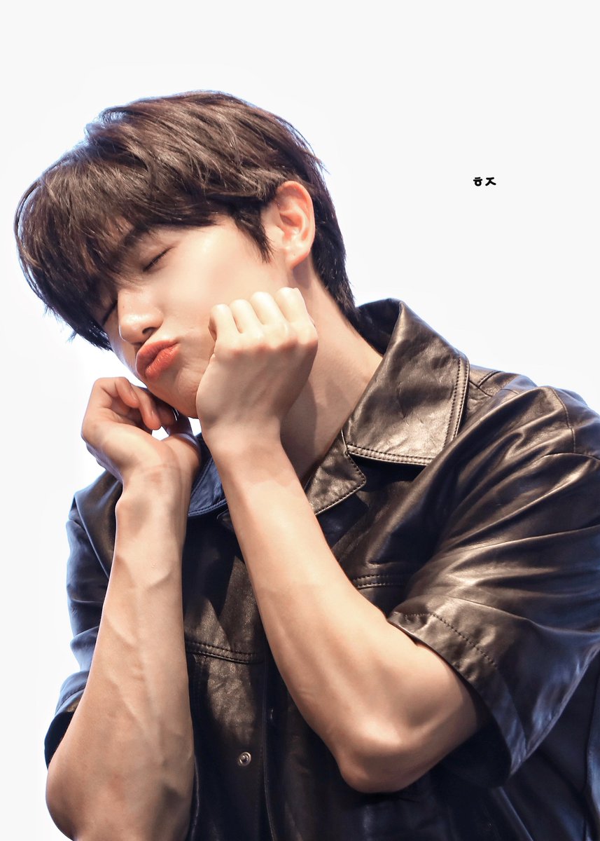 250517

🎁마이우🎁

#현재 #더보이즈 #THEBOYZ 
#HYUNJAE