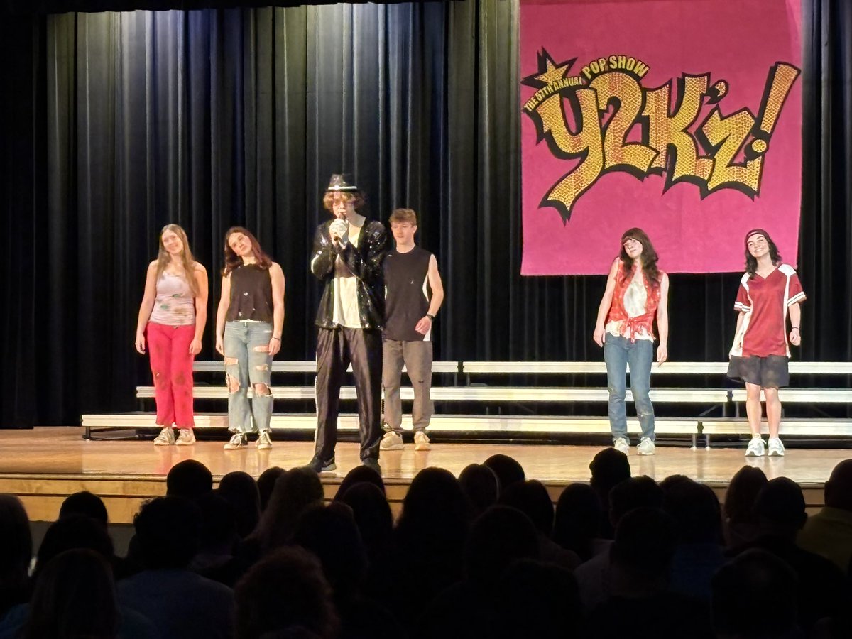 SteelePrincipal's tweet photo. Shout out to everyone involved in the 57th Annual Pop Show tonight!    A technology glitch could not stop these student performers from shining tonight!!  We are blessed to have such talented performers in Amherst!  
#HeroStuff 
#JobWellDoneTeam https://t.co/OXVGg7II7E