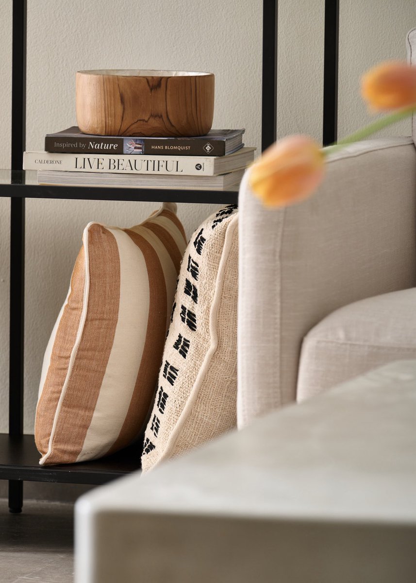 homeandsouldxb's tweet image. Grounded in style, built to last. Our Bernadette Concrete Table paired with our cloud-like corner sofa is the perfect blend of bold design and effortless comfort. Durable, minimal, and made for happy moments.

#homeandsouldubai #ConcreteTable #CornerSofa #MinimalDesign