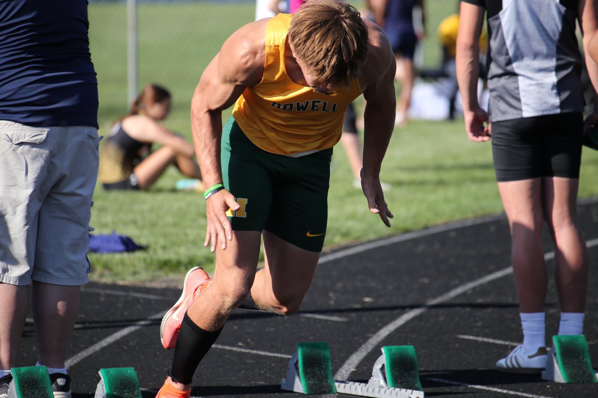 First and foremost, I want to give my thanks to God and my family for their support, giving me opportunities to succeed, although I didn’t PR yesterday I was able to qualify for the state meet in the 100-meter dash.
6’4 210 C/O 2027
#AGTG