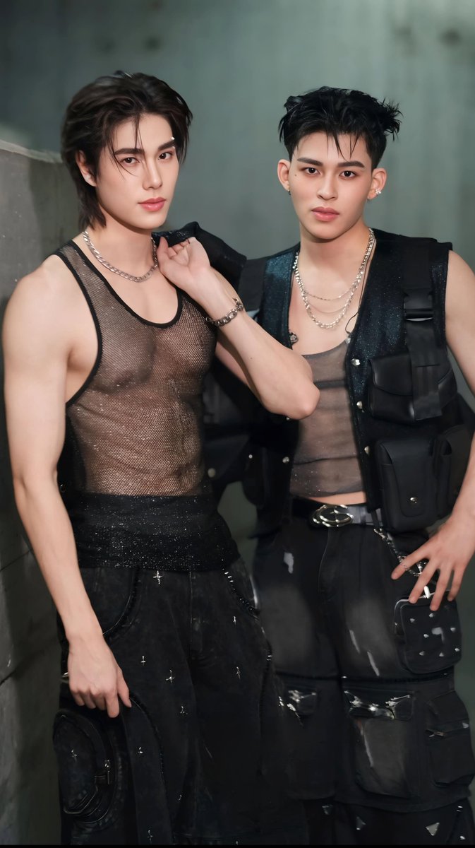Ppw in HD ❤️❤️ 
Edited by Me..
 fufu~~🔥

Gak sabar penampilan hari ini gimana 😭 😭 🫵🏻 🔥 

#LOLFanFest2025D2
#ปอนด์ภูวินทร์ #ppnaravit #phuwintang