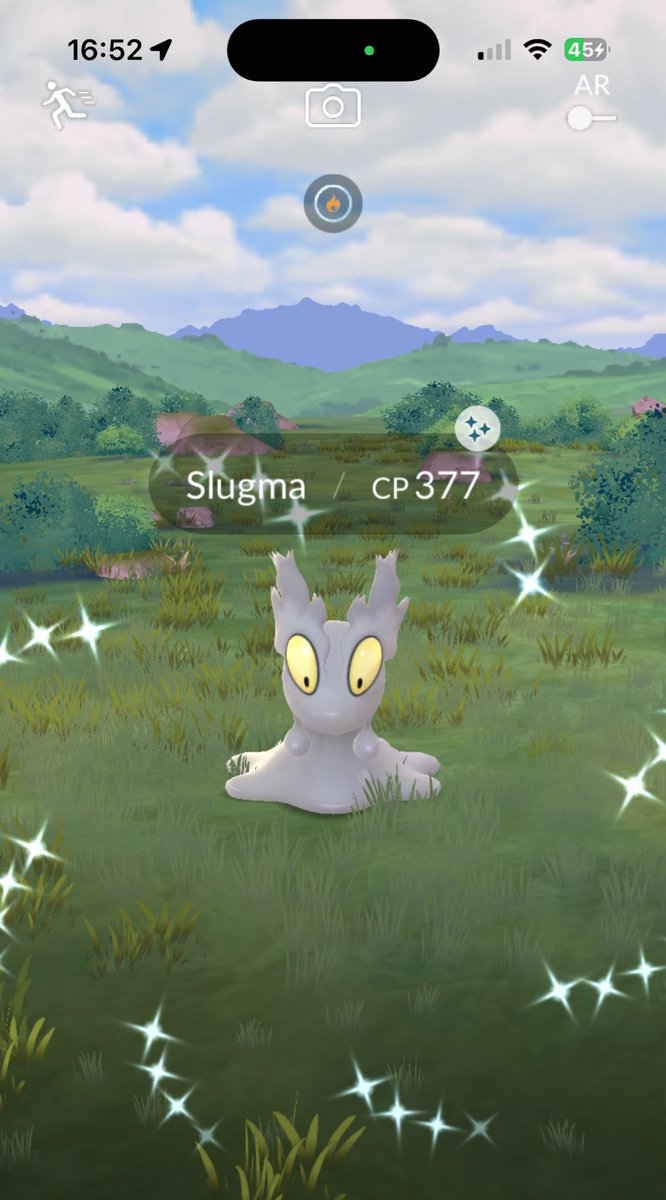 I keep catching non boosted shinies #PokemonGO