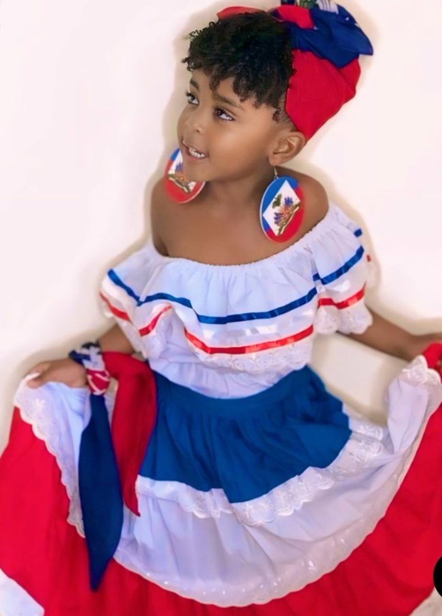 18 mai 2025

L'Ambassade d'Espagne 🇪🇦 sohuaite une bonne Fête du Drapeau 🇭🇹 à tout le peuple haïtien. 

🎉Joyeux 18 mai pour tous!🎆
----------
Anbasad Espay 🇪🇦 swete yon bòn fèt Drapo 🇭🇹 a tout pèp ayisyen an.

🎉Bòn 18 me pou tout moun!🎆