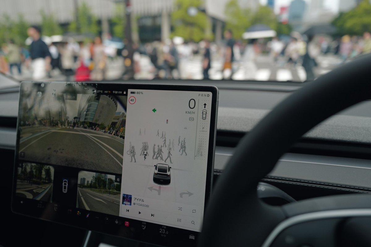 豊中で点検中、梅田でY試乗中