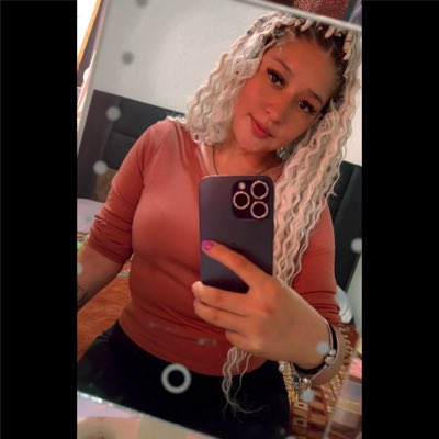 JessieVaLo's tweet photo. #NuevaFotoDePerfil https://t.co/IkGuRStZIJ