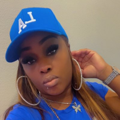 https_tavia's tweet image. #NewProfilePic