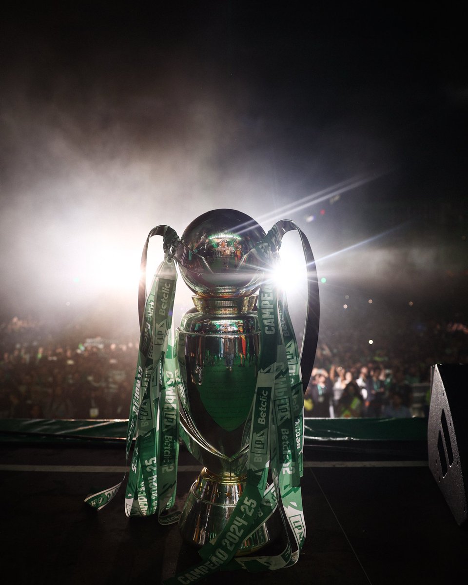 O melhor dia das nossas vidas 💚 

Bom dia, BICAMPEÕES NACIONAIS 🏆🏆