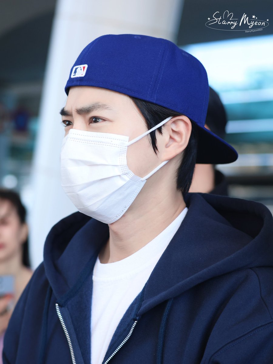 2025.05.18 ICN

수고하셨습니다~ 💖
콘서트 재밌게 즐기세요~

#수호 #SUHO #준면 #김준면 #金俊勉 #スホ <a href="/weareoneEXO/">EXO</a>