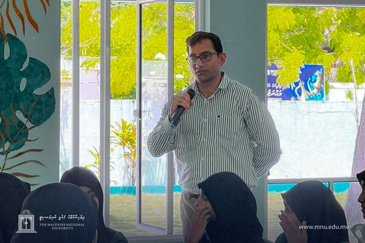 The #FahiMNU career guidance session at Nolhivaram School brought expert insights from MNU to the classroom. Thank you to the principal, staff and parents for the warm welcome and excellent arrangements.

#FahiMNU #StudyatMNU